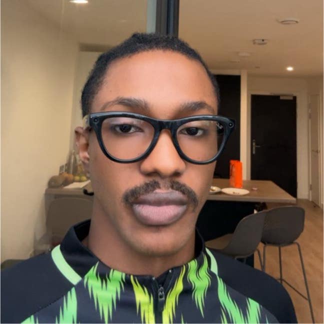 Professional Male seeks a double room Main Photo