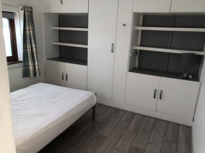 Professionals or Student Rooms Ealing Area  Main Photo