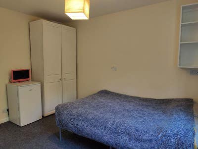 Double Room in Lovely Area Main Photo