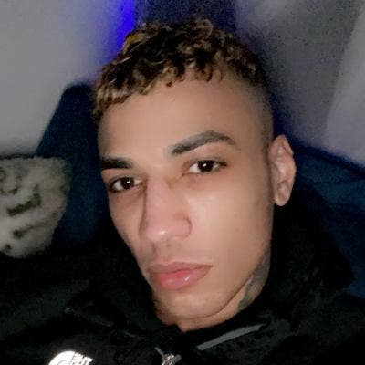 Looking for 1 bed flat share  Main Photo