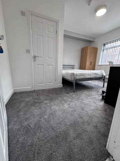 En Suite - Beeston - Bills Included Main Photo
