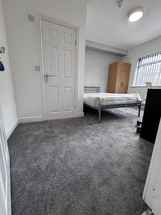 En Suite - Beeston - Bills Included Main Photo