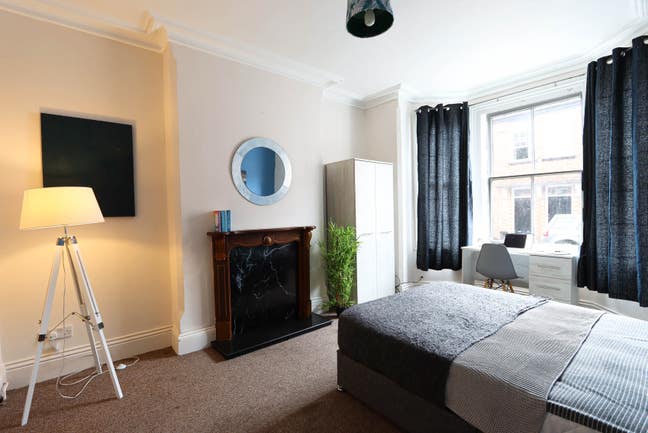 Large double Room Newark Town Centre. Bills Inc Main Photo