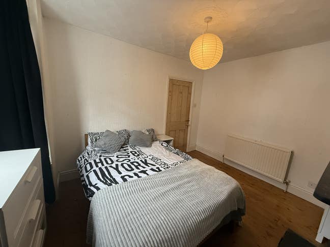 Room to rent  Main Photo