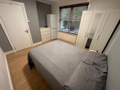 Double rooms in a house with garden /All bills inc Main Photo