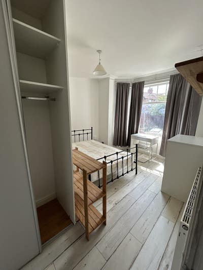 29 Eden Hall Avenue  Main Photo
