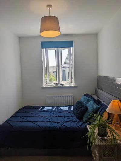 Double room to rent in shared apartment  Main Photo