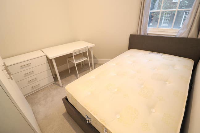 Urgent Move In Main Photo