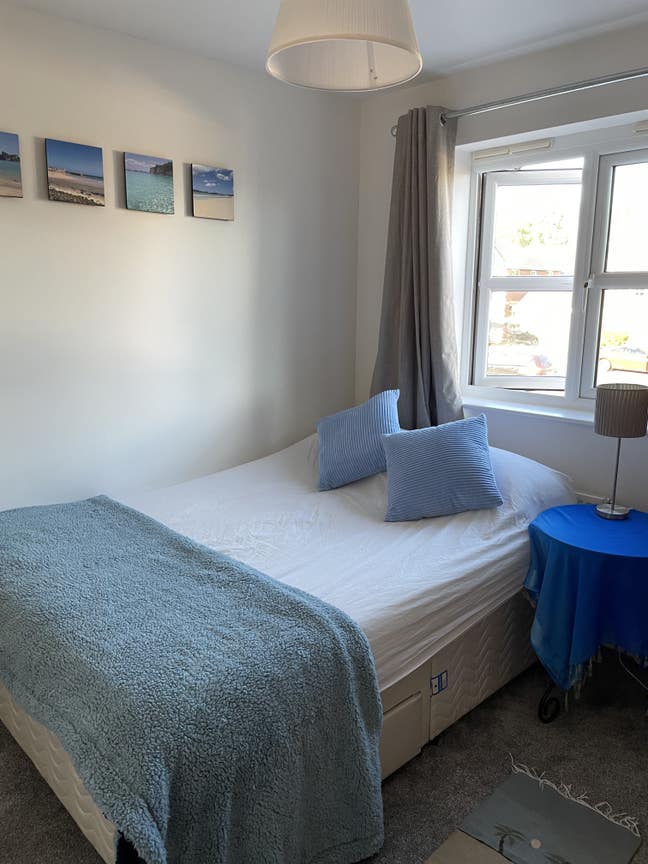 Mon-Fri double room, near beautiful St Aidans Main Photo
