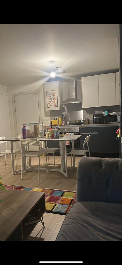 A room space  Main Photo