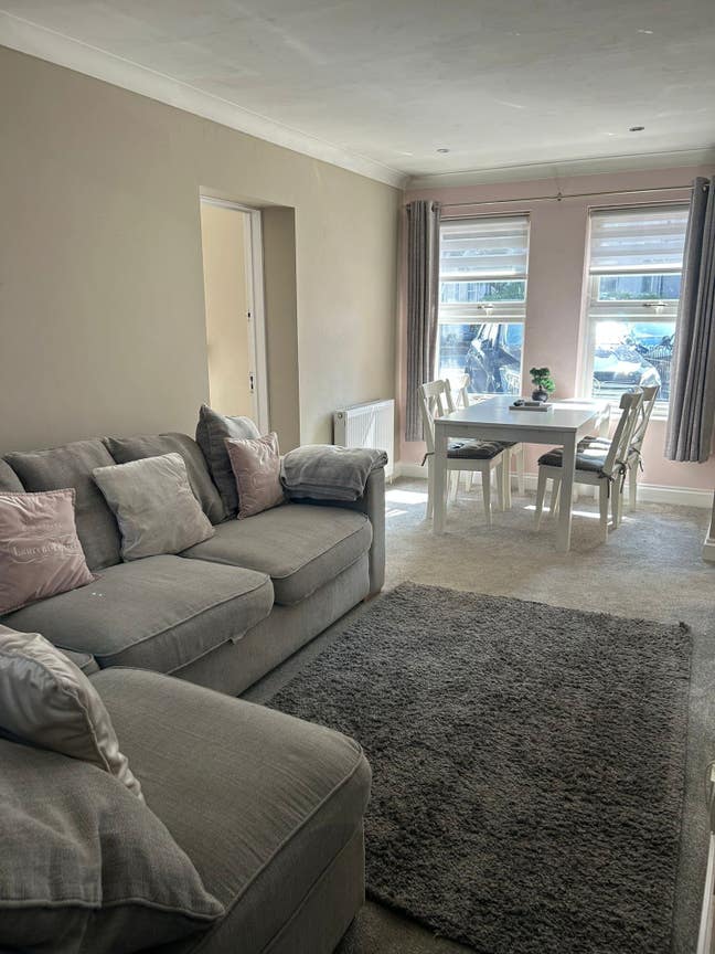 2-Bedroom, 2-Bathroom Flat  Main Photo