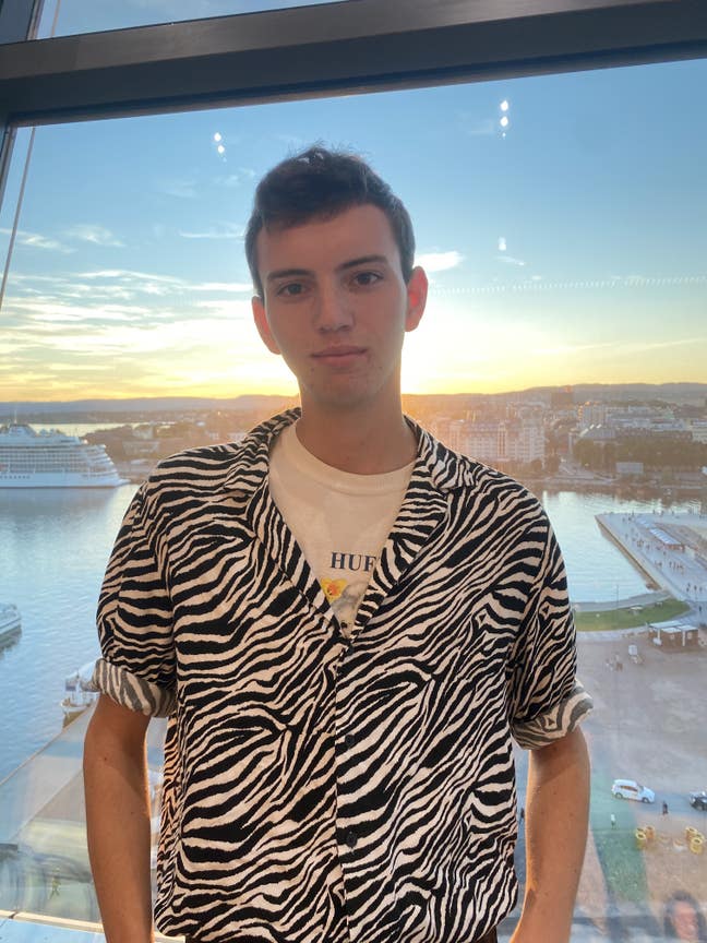 Hi!  Im a young professional currently lookin... Main Photo