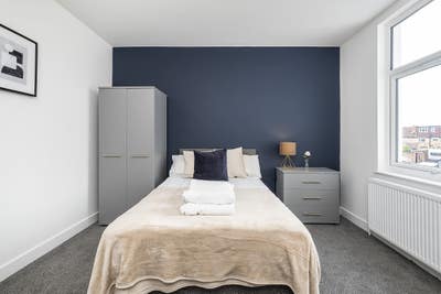 1 Ensuites Available to Let in BROMLEY Main Photo