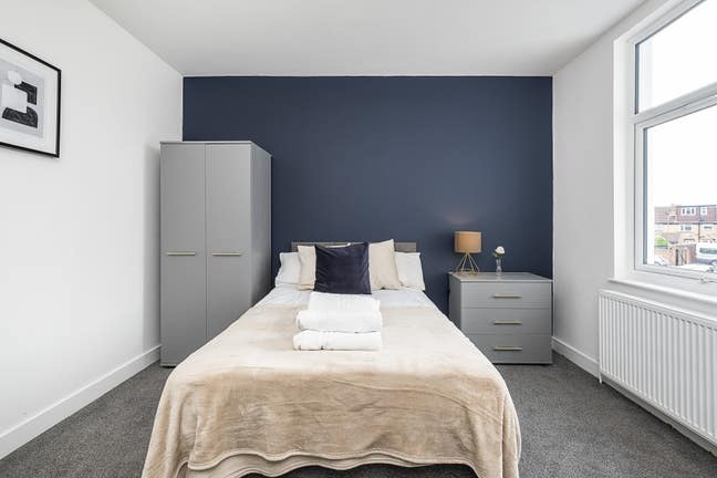 1 Ensuites Available to Let in BROMLEY Main Photo