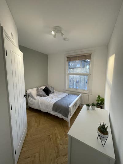 Double EN-SUITE Room 2min walk form Brockley Stn Main Photo