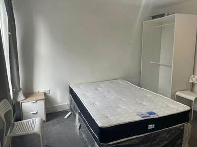 Double En/Suite with Kitchenette Main Photo