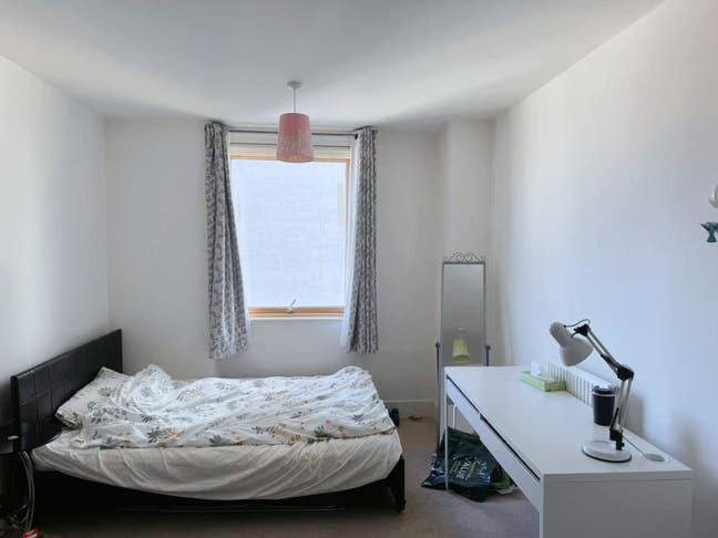 Double Room in Canary Wharf (Bills Included) Main Photo