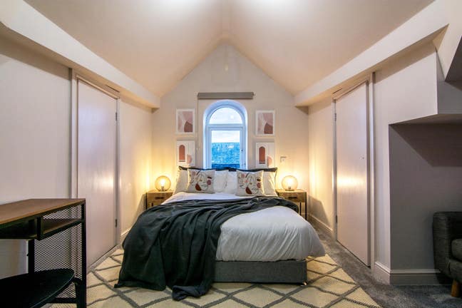 ✨ Stylish Ensuite Rooms Available – in Bury 🏡 Main Photo