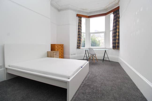Sutherland Road House Share - Available September  Main Photo