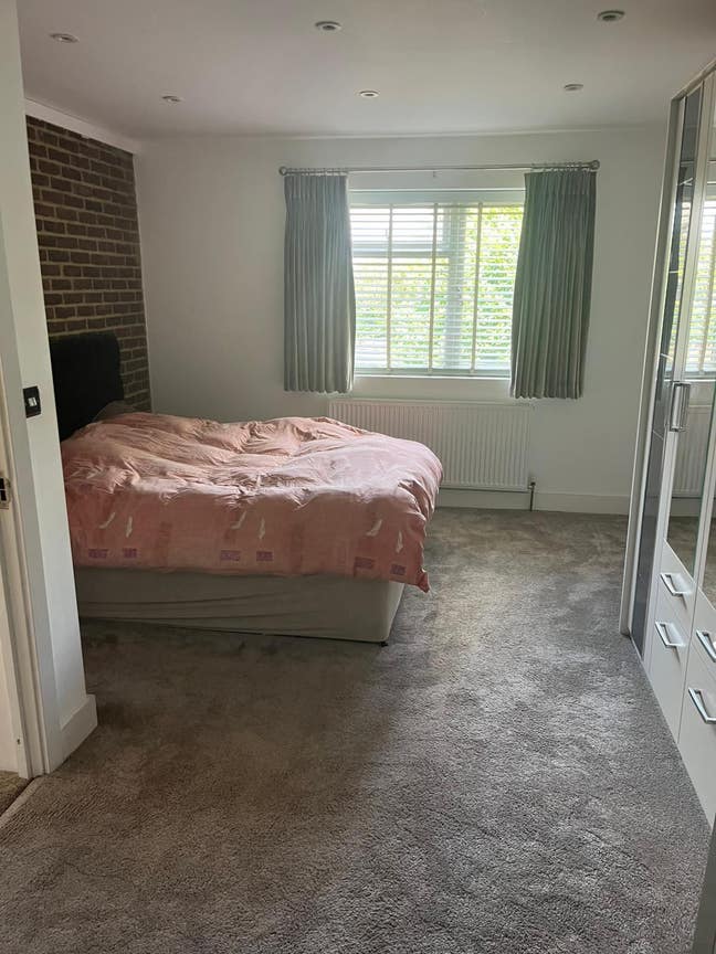Modern refurbished Room To Rent  Main Photo