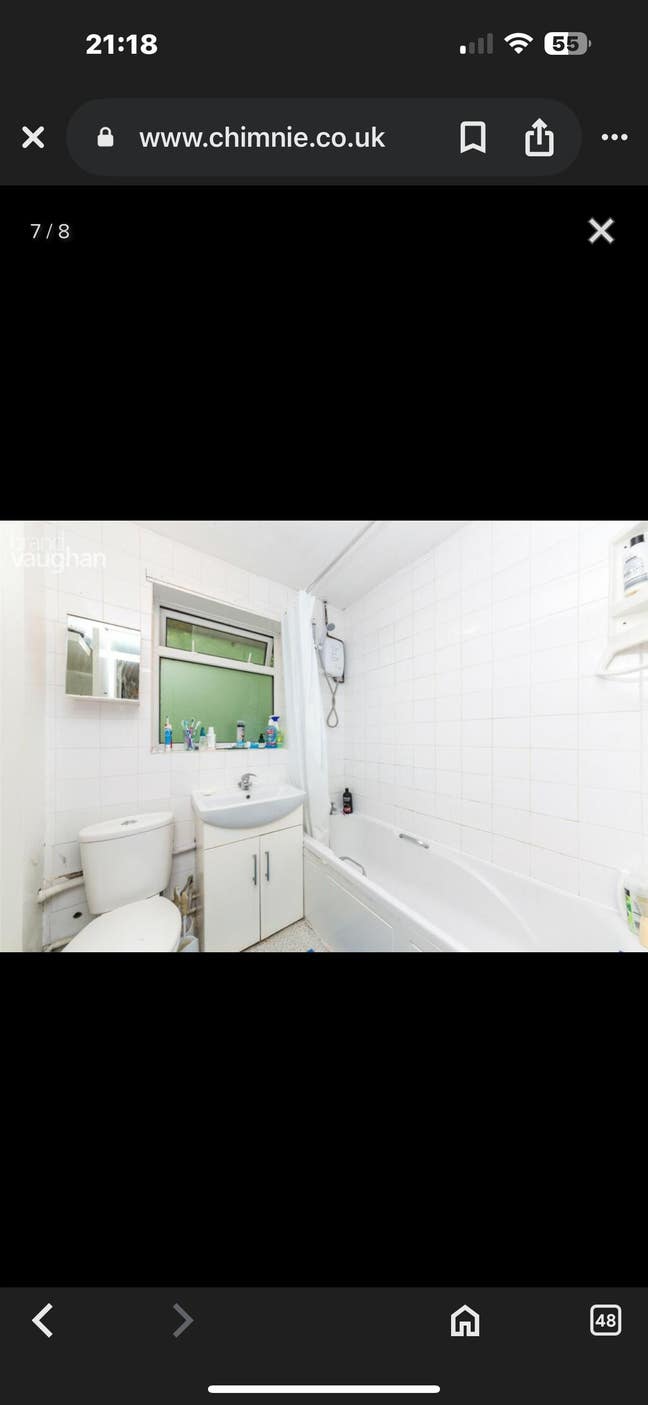 Room Avalilable  Main Photo