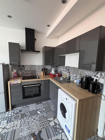 Available immediately!!!– City Centre – £895 Main Photo
