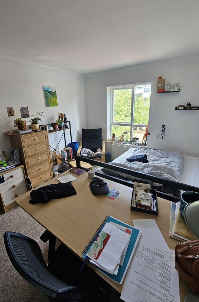 Fantastic ensuite room + balcony near Finsbury Main Photo