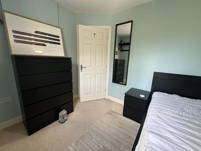 Double Room in North Swindon near Orbital and A419 Main Photo