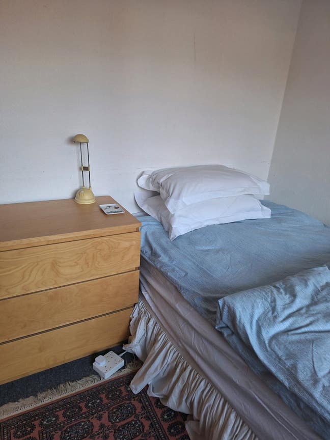 Single room, weeknights only,SW13 Main Photo