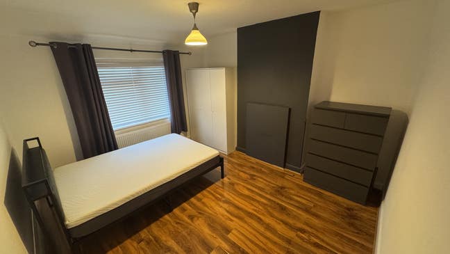 Room in Hayes - Yeading Lane  Main Photo