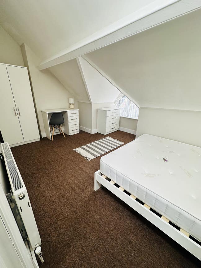 🔥Stunning 3 Bed Duplex  Flat Watford Junction🔥 Main Photo