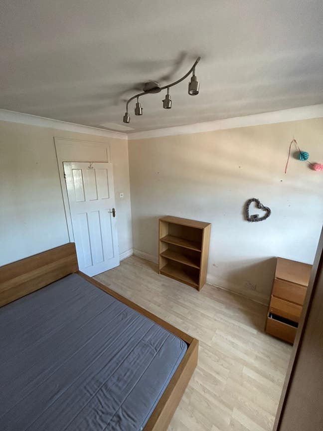🛏️ Spacious Double Room to Let - Finchley Road  Main Photo