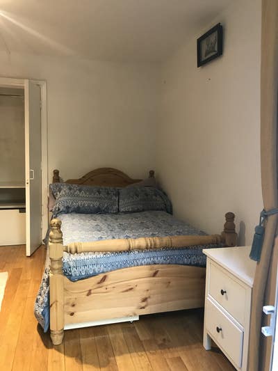 Spacious  Furnished Double Room Main Photo