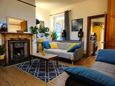 Small Double Room  Main Photo