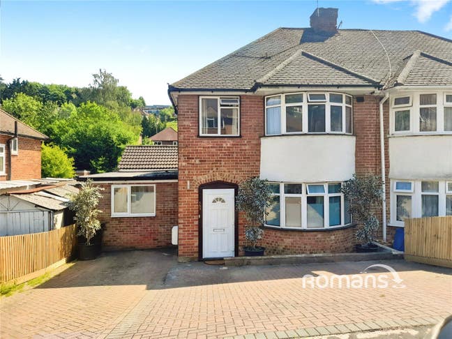 Room to rent in High Wycombe  Main Photo