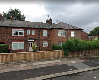 4 Bed House to Rent in Salford  Main Photo