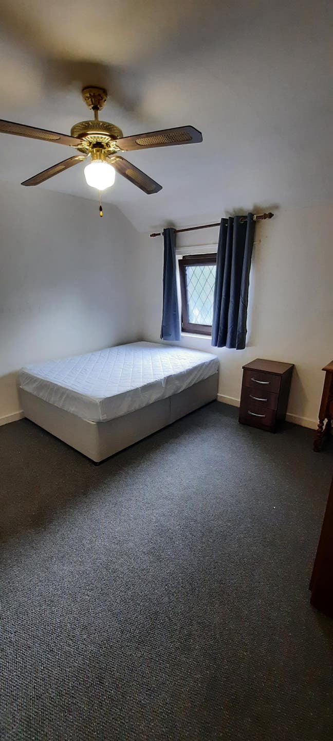 Double Room -  Neath Hill Main Photo