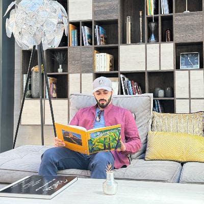 Aziz, 32, looking for a room  Main Photo