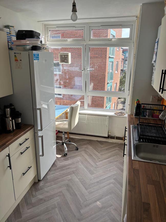 Double Room in Battersea excellent transport links Main Photo