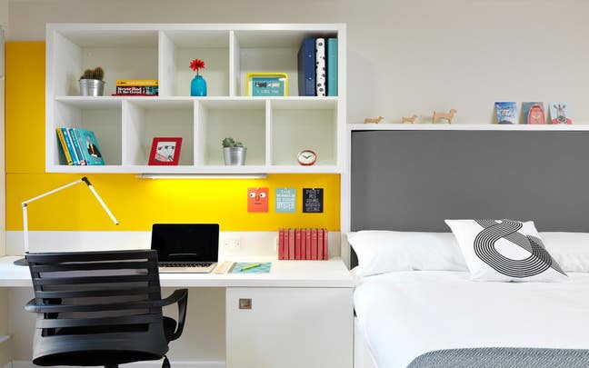 Studio for students - early bird price Main Photo