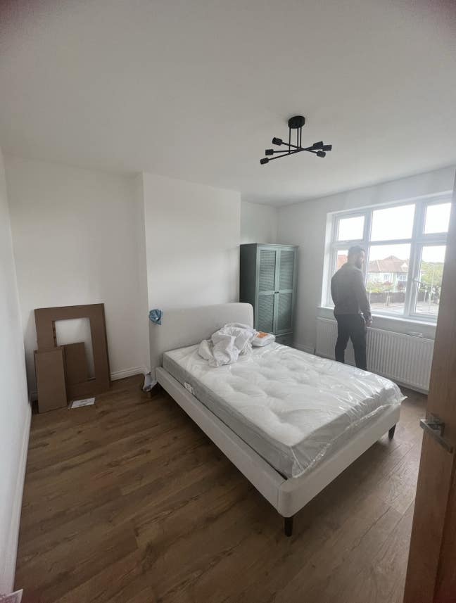 Double Room in NW4 all bills included Main Photo