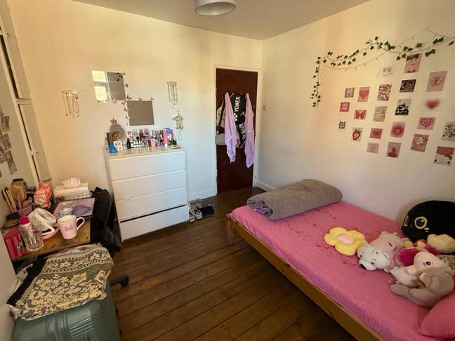 Double room close to city to rent all bills inc  Main Photo
