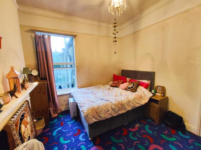 Bright and modern room in a lovely 2 bedroom flat  Main Photo