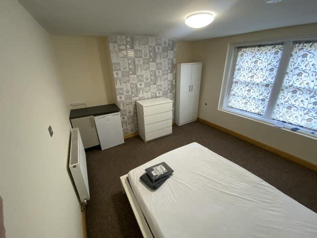 King’s Lynn  town centre large refurbished rooms Main Photo