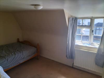 Room to rent bills included  Main Photo