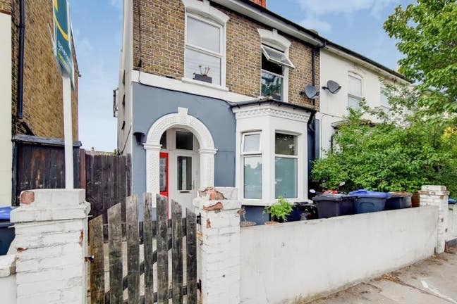 2 bedroom maisonette with garden  Main Photo