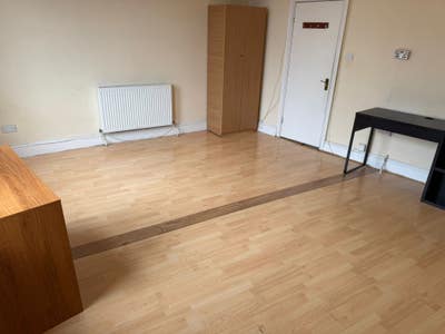 Studio Flat Available in Tooting Main Photo