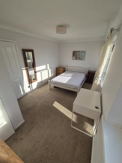 Primary Double bedroom! Main Photo