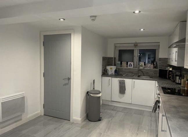 Double Room with EnSuite Main Photo