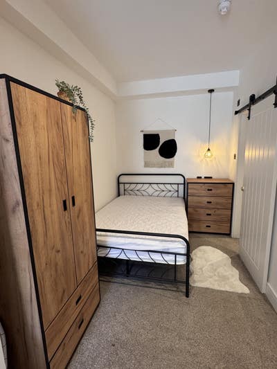 Studio £995 - Last one available Main Photo